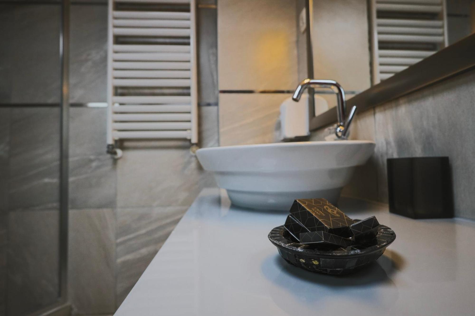 Mr.I Boutique Hotel & Bar Охрид Екстериор снимка
