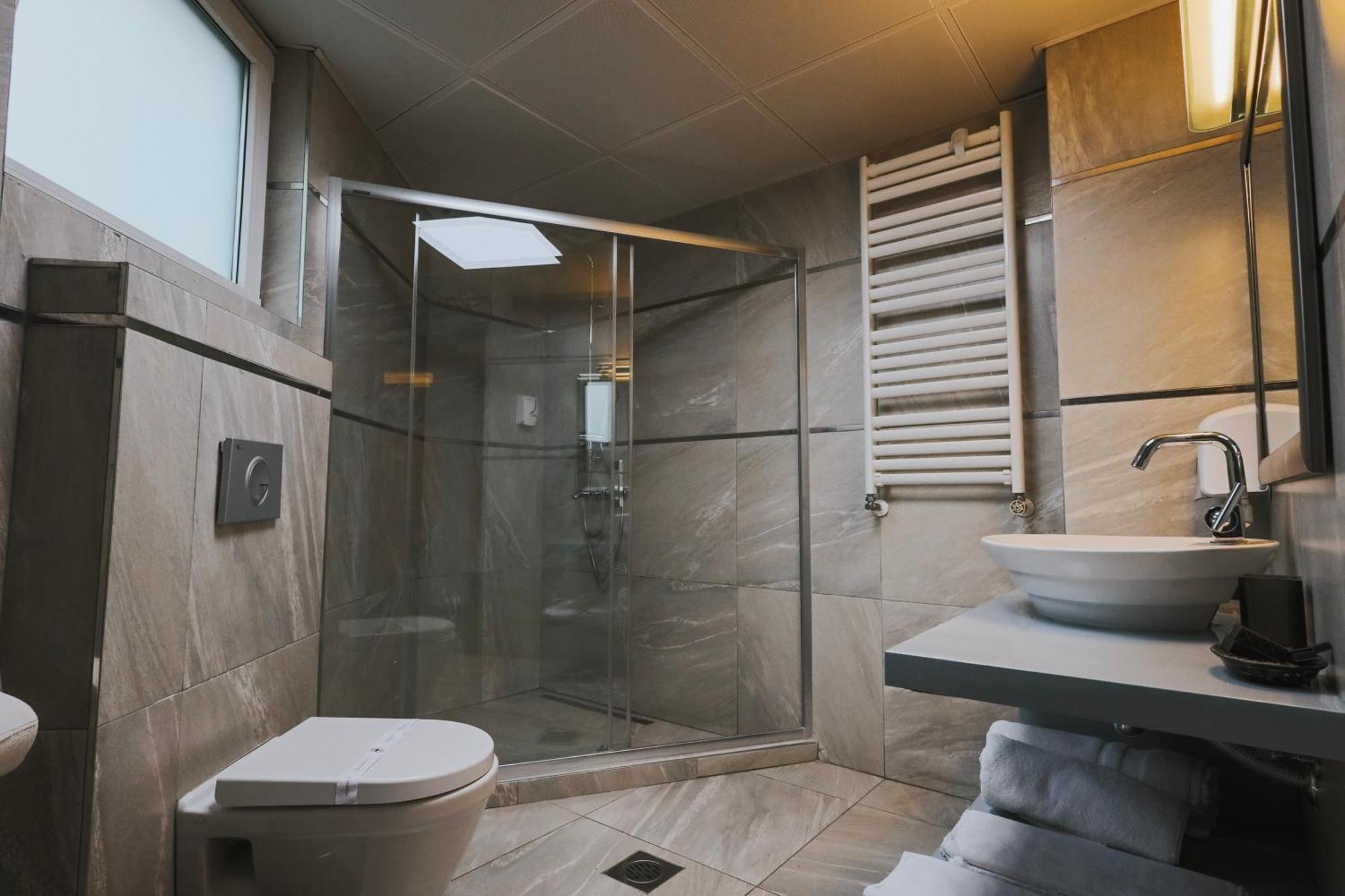 Mr.I Boutique Hotel & Bar Охрид Екстериор снимка