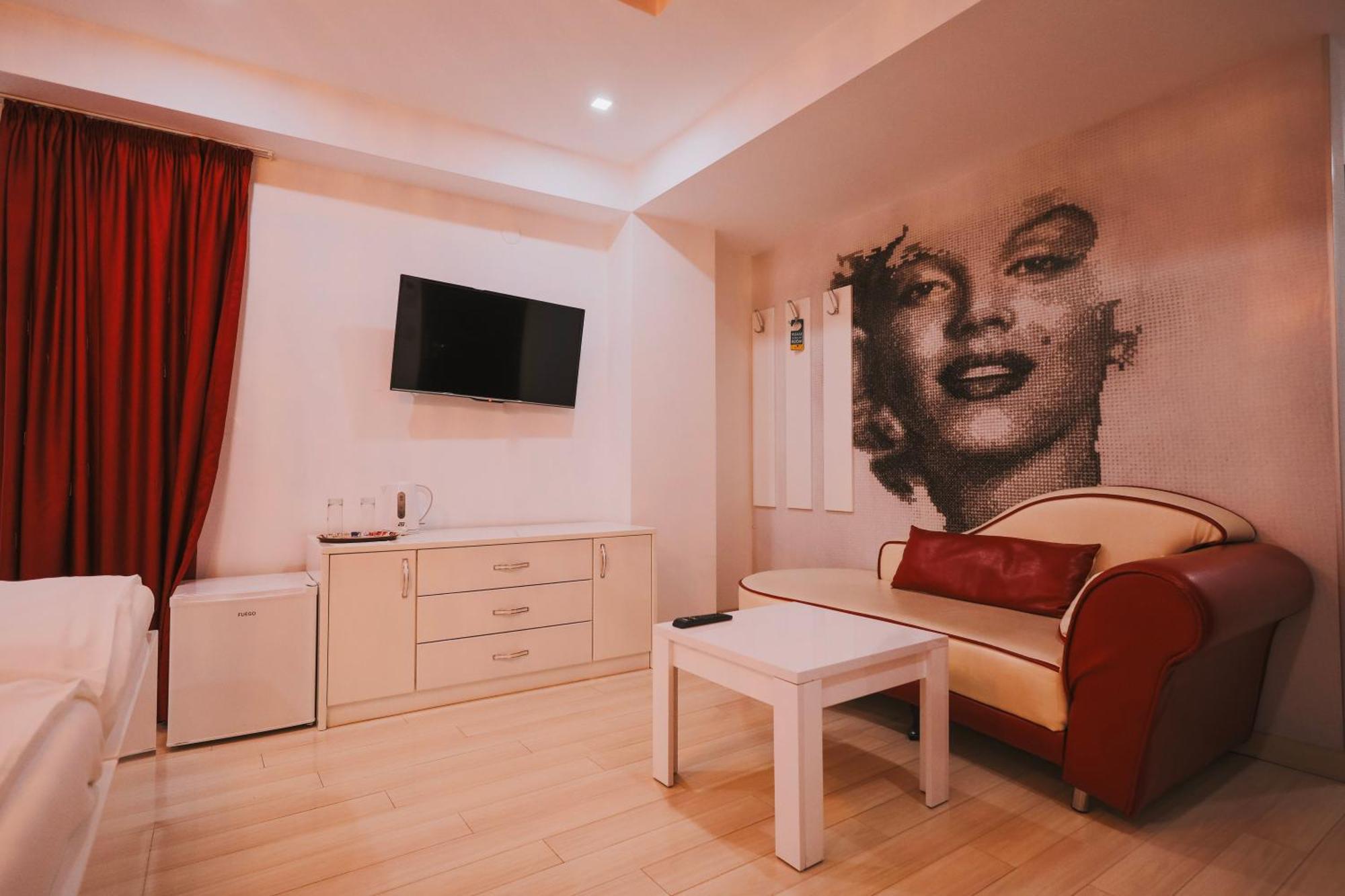 Mr.I Boutique Hotel & Bar Охрид Екстериор снимка