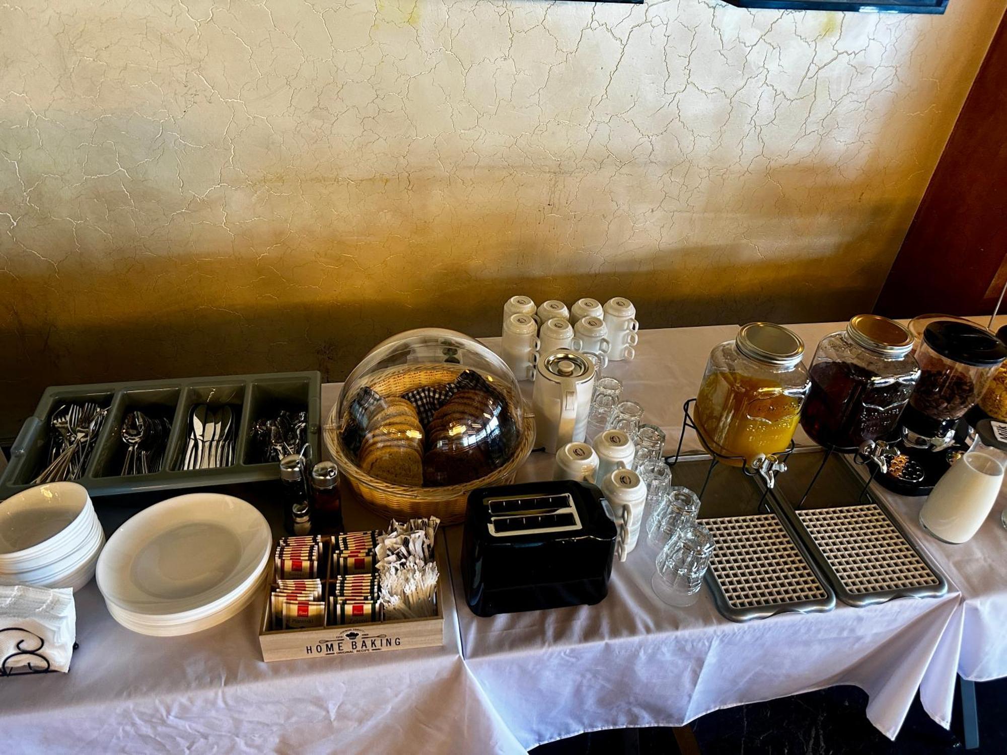 Mr.I Boutique Hotel & Bar Охрид Екстериор снимка